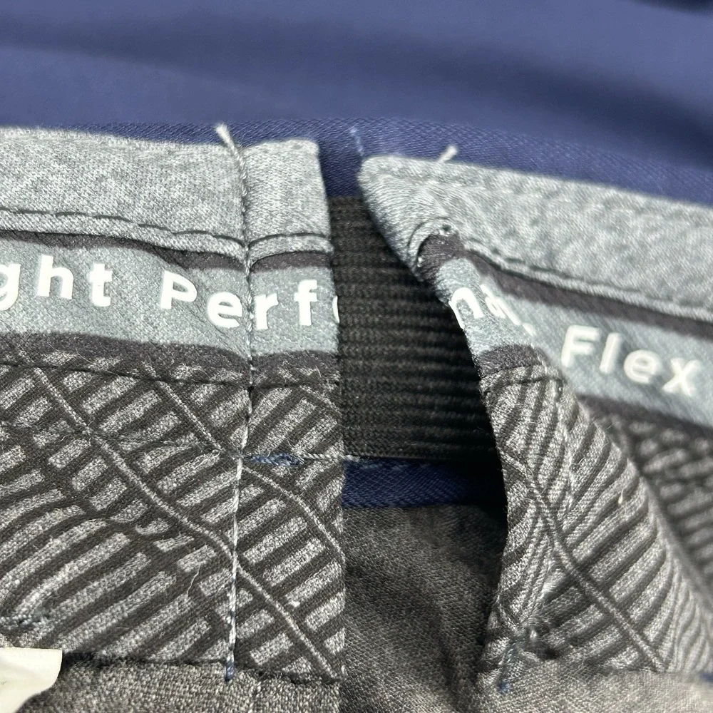 Haggar Cool Right Performance Flex Classic Fit Pants Men Size 44X30 Blue NEW
